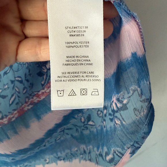 Kut from the Kloth Blue and Pink Floral Sheer Blouse - Size L - Picture 6 of 7